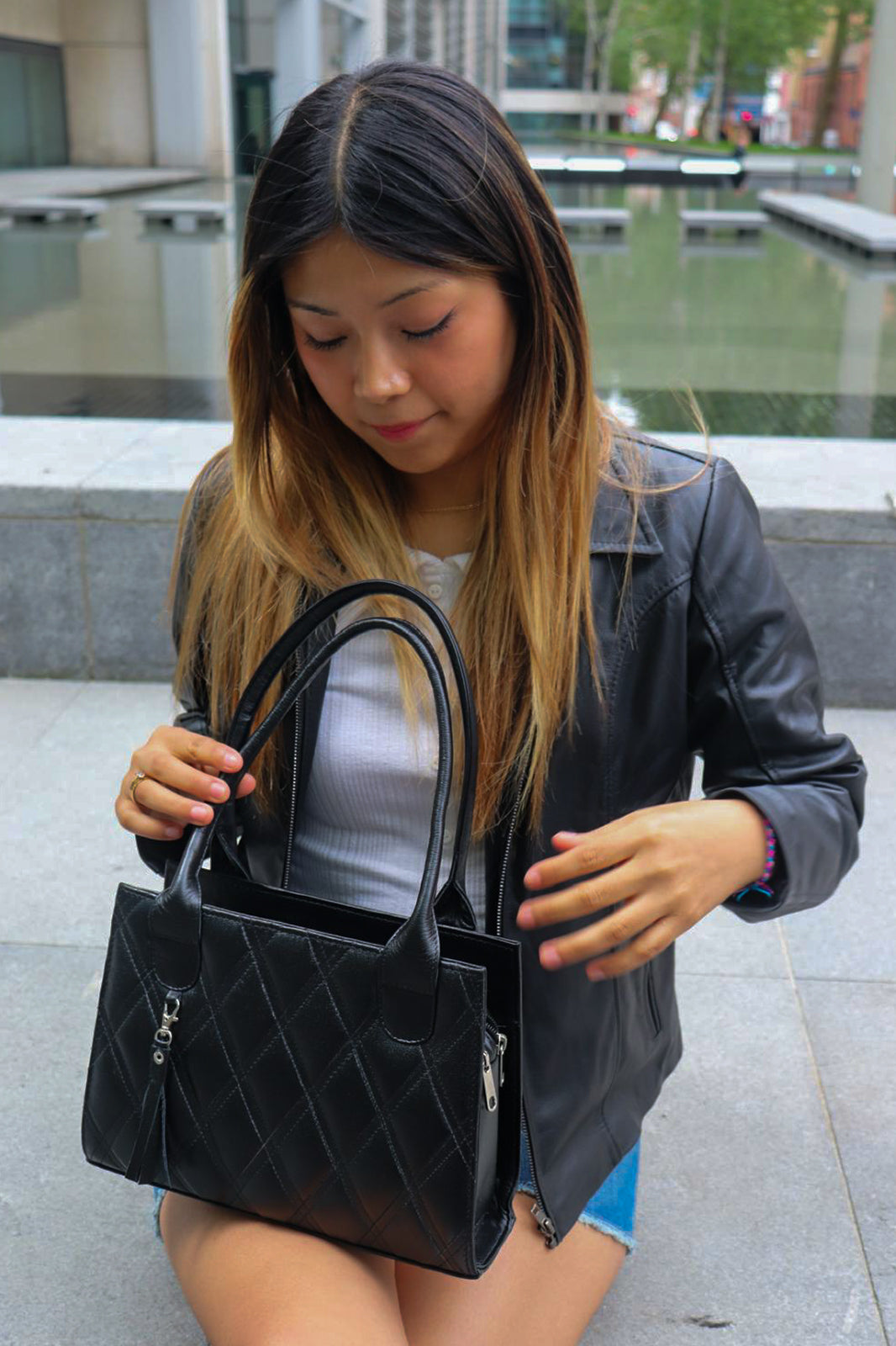 Signature leather Handbag